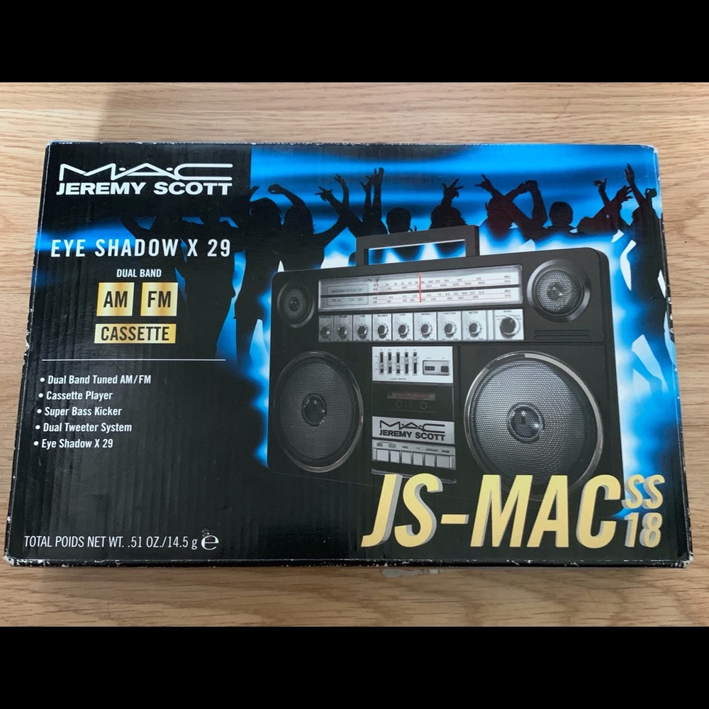 Mac Cosmetics NIB Jermey Scott radio mix